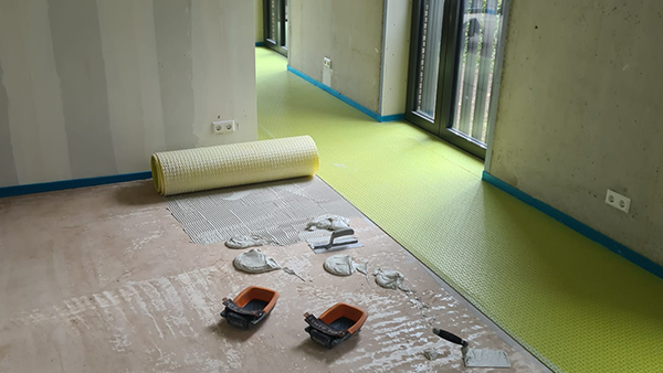 Project: Grootformaat tegels verlijmd in Den Haag