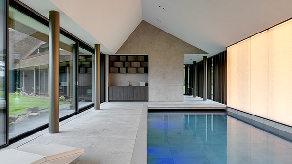 Villa in Geesteren: exclusieve wellness met vakwerk tegelondergrond